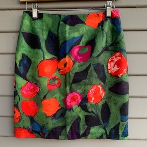 Chloe Skirt Size Small Made In France 100% silk.